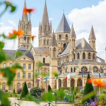 Le St-Laurent - Magnifique Triplex - Calme Caen Buitenkant foto