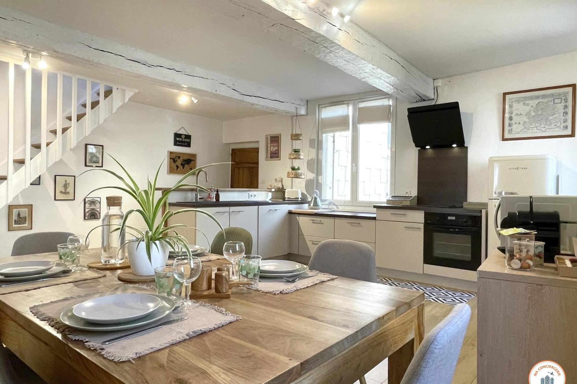 Le St-Laurent - Magnifique Triplex - Calme Caen Buitenkant foto